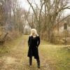 Emmylou Harris: 20 Sucessos que Definem a Voz da Música Roots