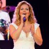 Wendy Kokkelkoren lança 20 super sucessos: o retrato vivo de uma cantora que cruza estilos