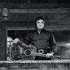 Johnny Cash: 20 Sucessos que Moldaram o Country e a Alma de uma Lenda