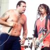 O Surto: 20 Super Sucessos para Acompanhar o Crescimento da Banda