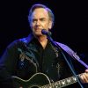 Neil Diamond em 20 Sucessos: a Jornada do Pop Clássico ao Rock