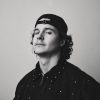 Lukas Graham: mergulhe nos hits com a playlist 20 Super Sucessos