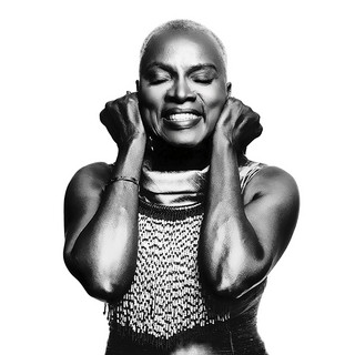 Angelique Kidjo mais tocadas 2026