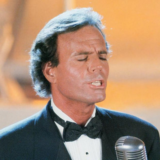 Julio Iglesias mais tocadas 2026
