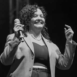 Playlists – Lueny Moura Mais Tocadas Lueny Moura mais tocadas 2026