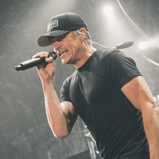 Brad Arnold mais tocadas 2026