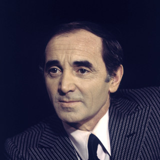 Charles Aznavour mais tocadas 2026