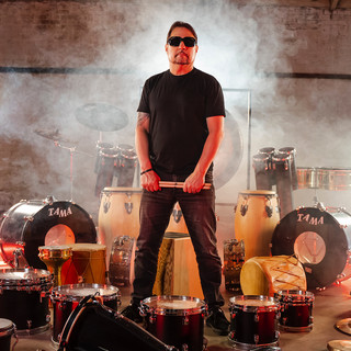 Dave Lombardo mais tocadas 2026