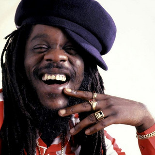 Dennis Brown mais tocadas 2026